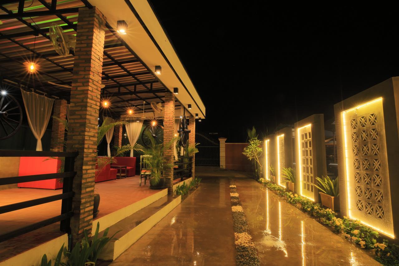 Отель Sakun Angkor Boutique Сиемрип Экстерьер фото