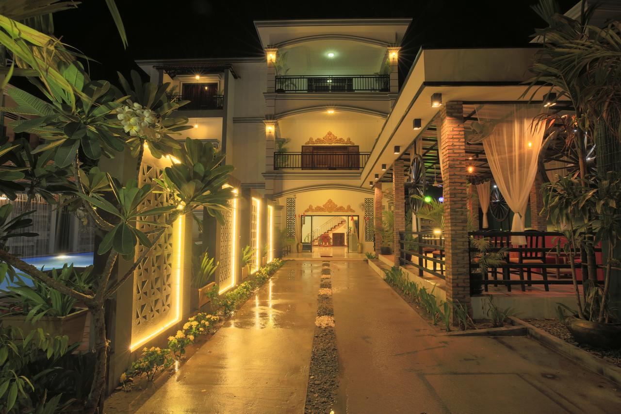 Отель Sakun Angkor Boutique Сиемрип Экстерьер фото